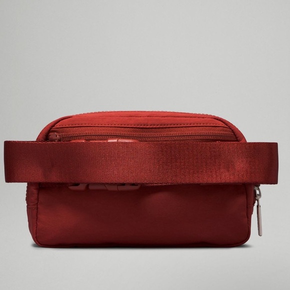 394. NEW COLOR - Lululemon everywhere belt bag 1L Terra Orange - Picture 4 of 6